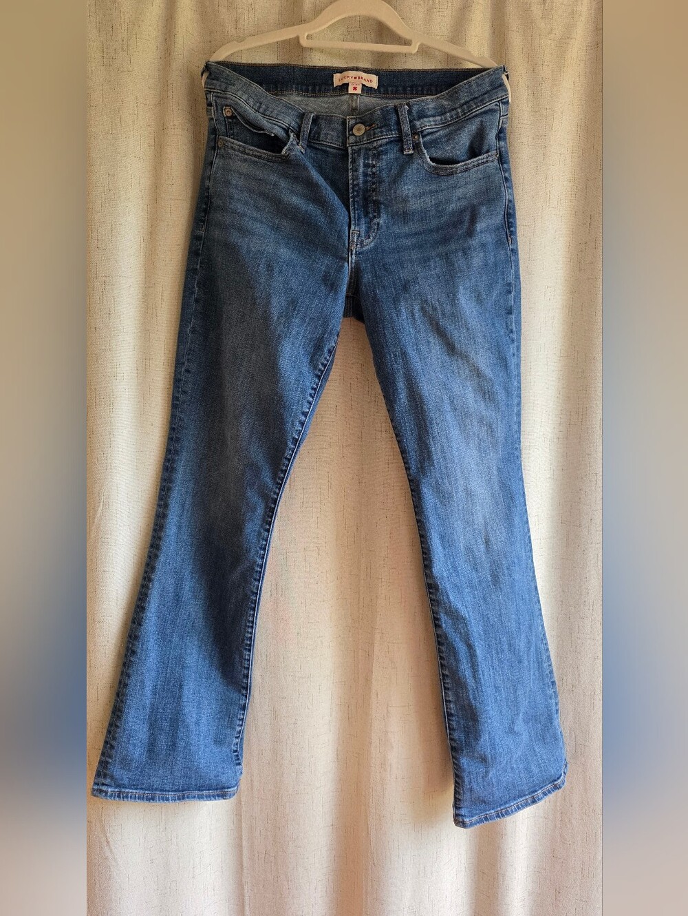 Lucky Brand Women's 10/30 Sweet Mid Rise Bootcut Jeans Medium Wash